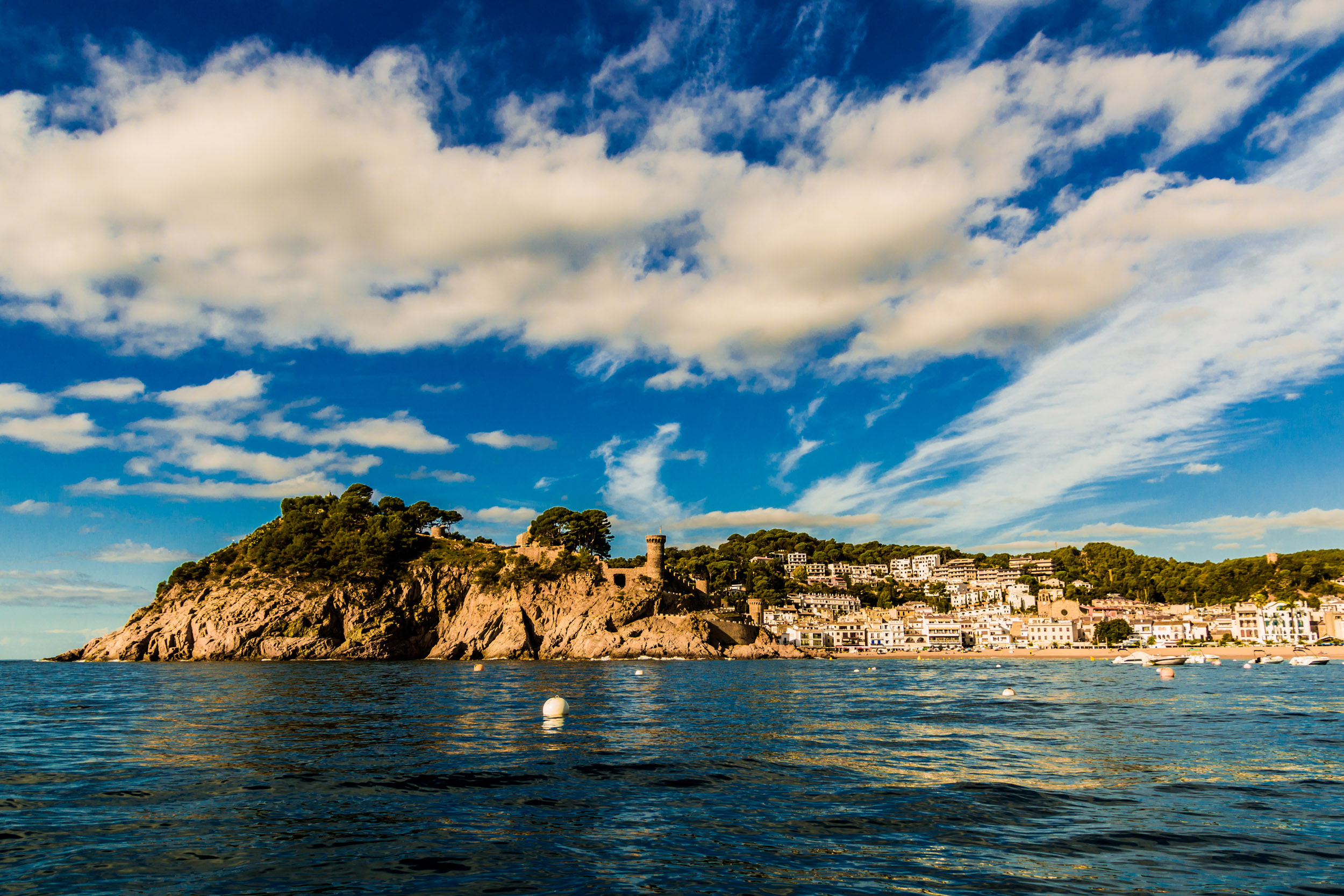 Service de location de bouées à Tossa de Mar (Costa Brava)